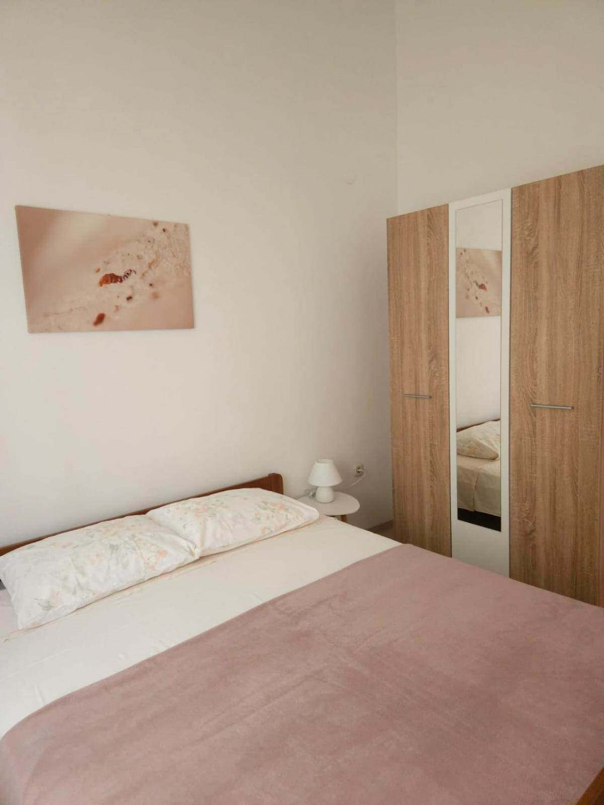 Lorena Apartments In Pula Exteriér fotografie